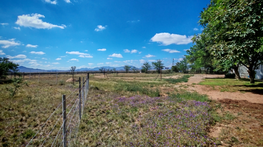 6 Bedroom Property for Sale in Middelburg Eastern Cape